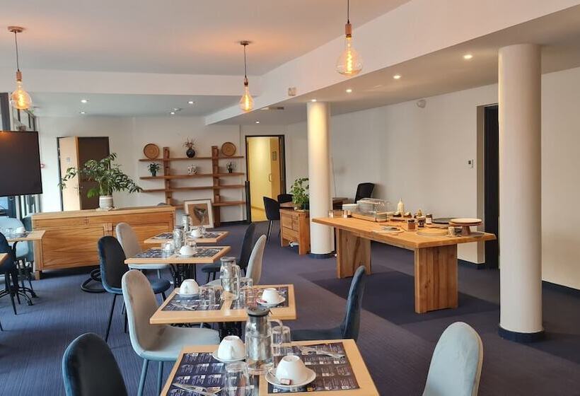 בית מלון כפרי Deltour Hôtel   L Adresse Ruthénoise