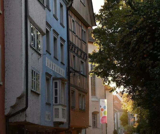 فندق Garni Brugger