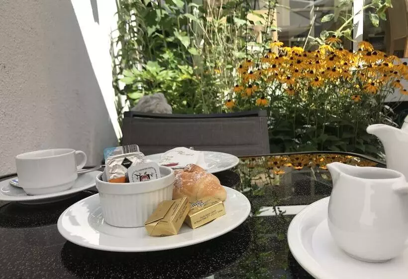 فندق Garni Brugger