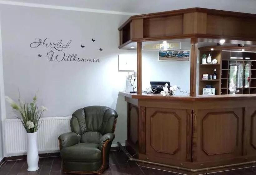 ホテル Haus Waldesruh