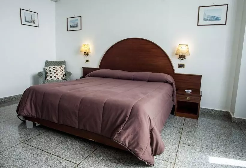 Отель La Tripergola