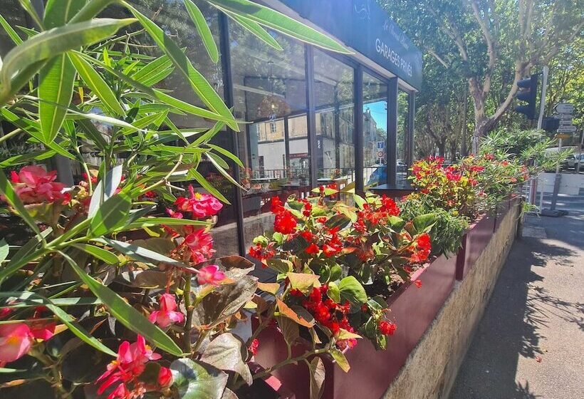 هتل Le Cheval Blanc