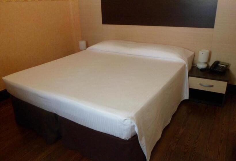 בית מלון כפרי Liberty