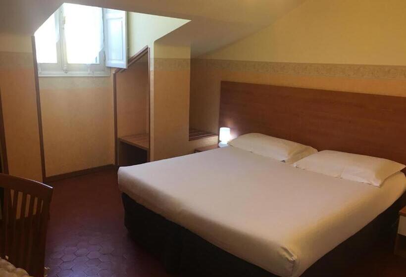 בית מלון כפרי Liberty