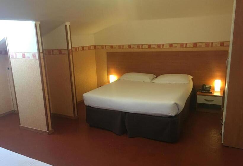 בית מלון כפרי Liberty