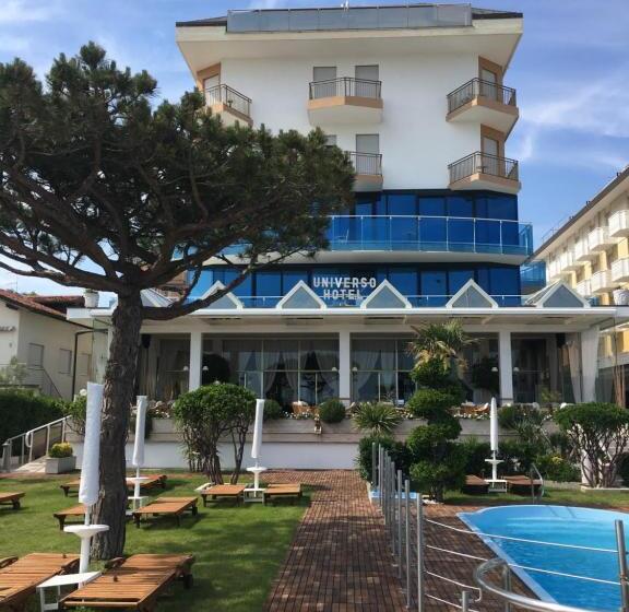 هتل Universo