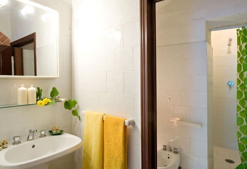 酒店 Villa E Fattoria Di Radi