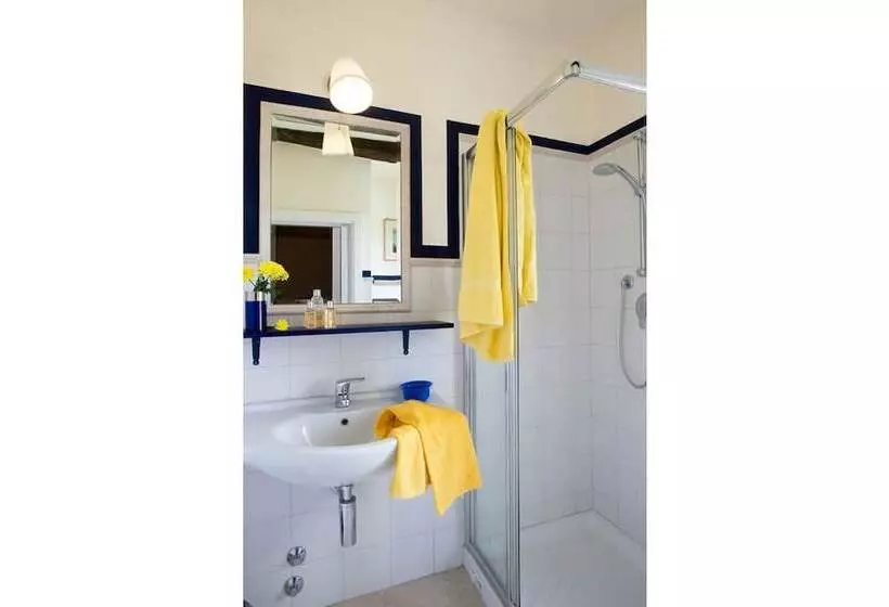 Отель Villa E Fattoria Di Radi