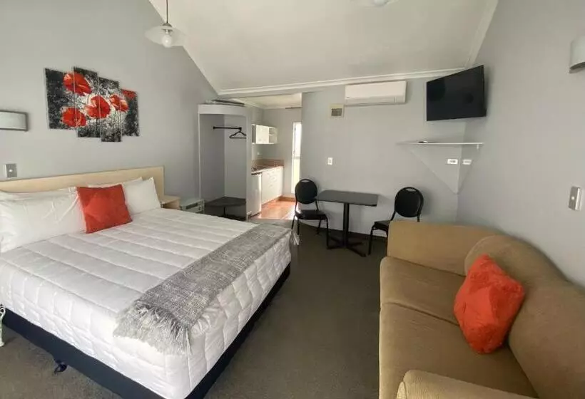 Lakeside Taupo Motel