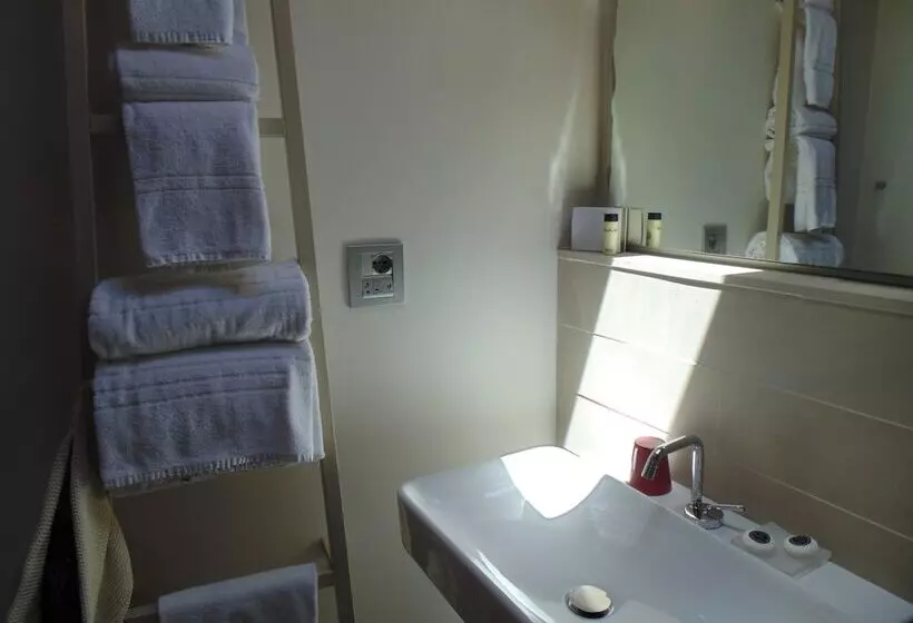 استراحتگاه Shalai