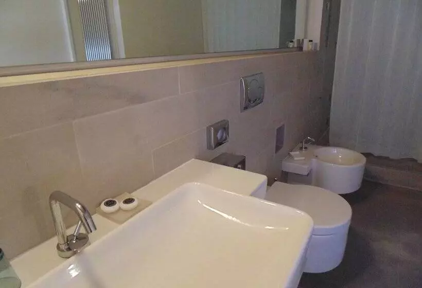 استراحتگاه Shalai