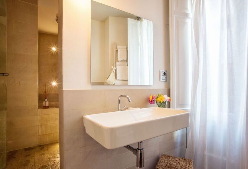 渡假胜地  Shalai