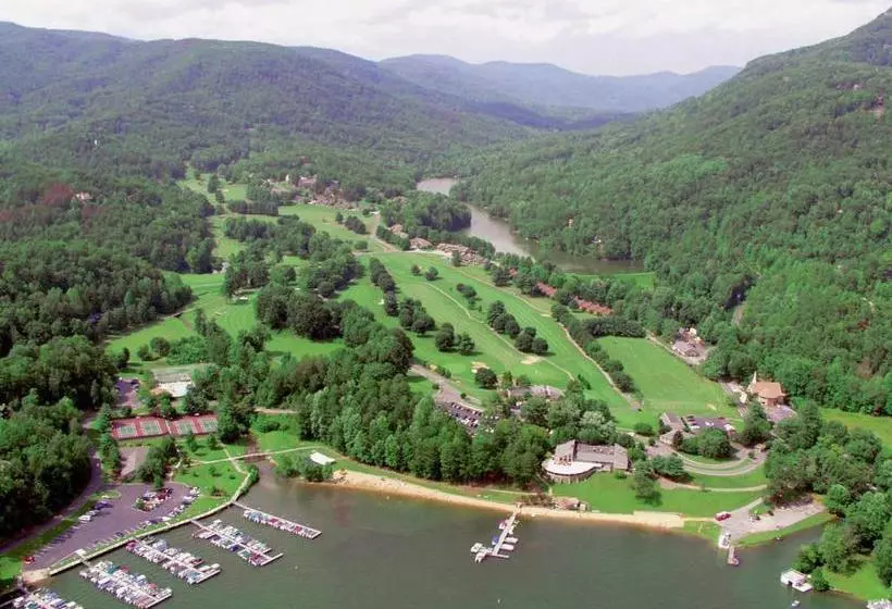 Rumbling Bald Resort