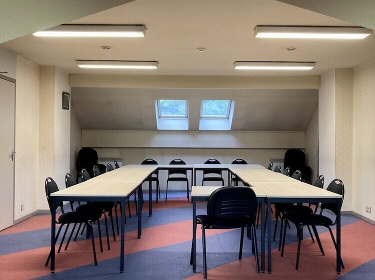 Brit Hotel Confort Deltour Mende