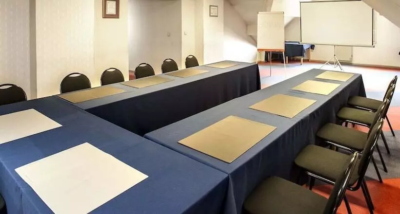 Brit Hotel Confort Deltour Mende