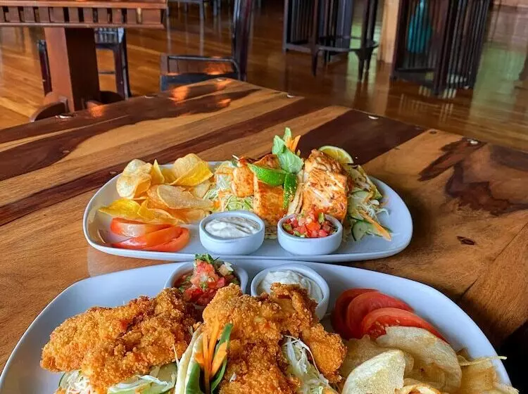 Copa De Arbol Beach & Rainforest Resort