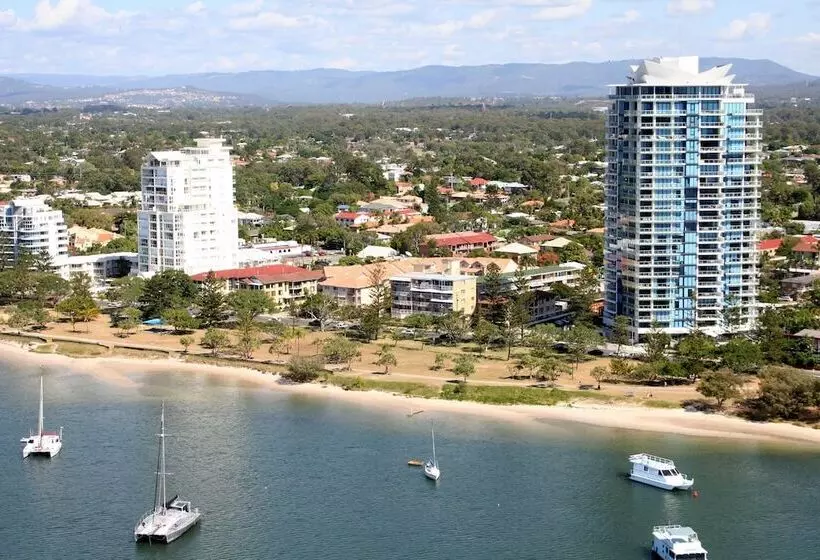 Отель Blue Waters Apartments