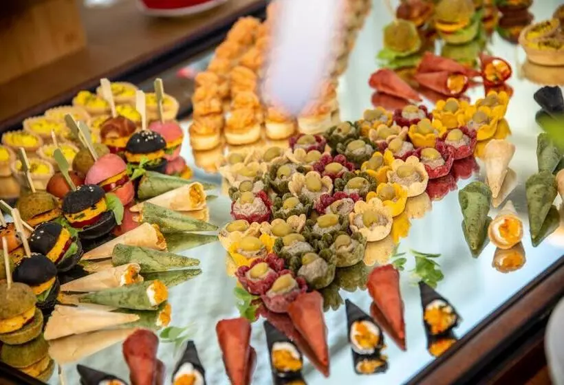 هتل Byron Bellavista