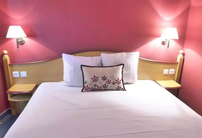 Отель Cit  Aurore Bourges Nord  Saint Doulchard