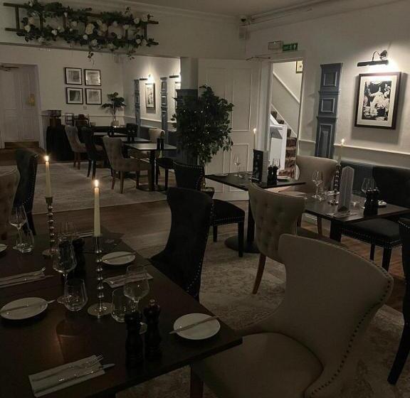 ホテル Clarence Court