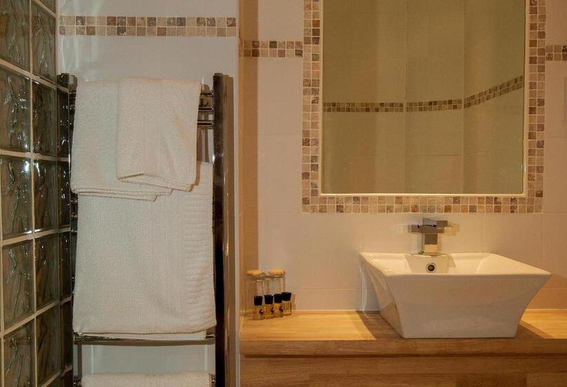 ホテル Clarence Court