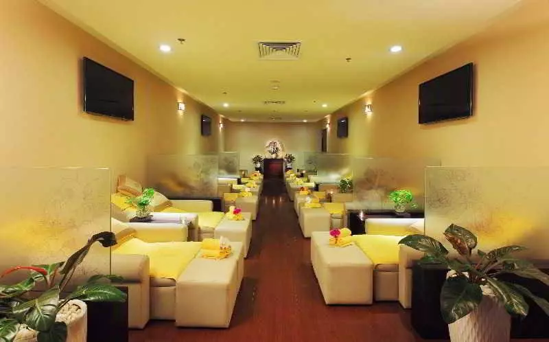 هتل Eden Star Saigon