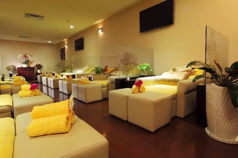 هتل Eden Star Saigon