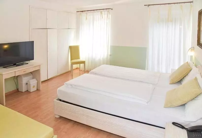 Epoche Hotel Zanella 1889