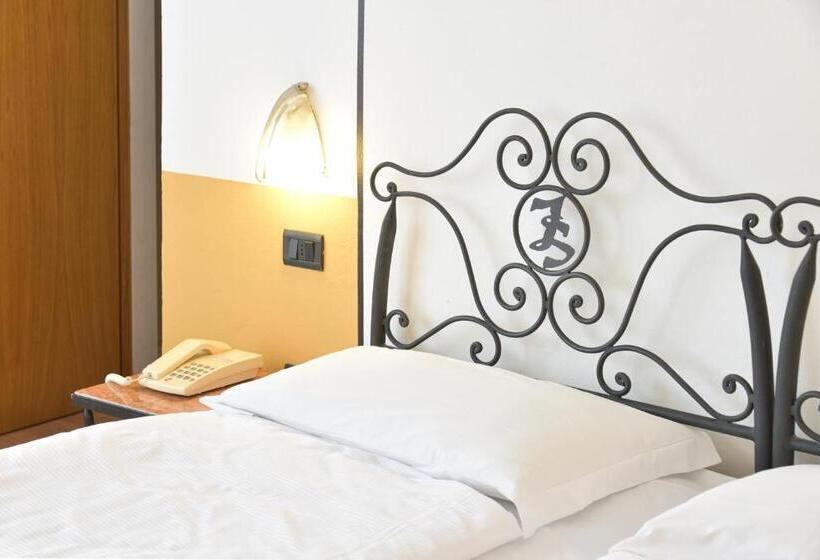 Epoche Hotel Zanella 1889