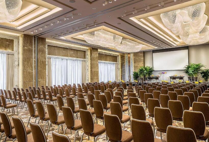 Four Seasons Hotel Shenzhen