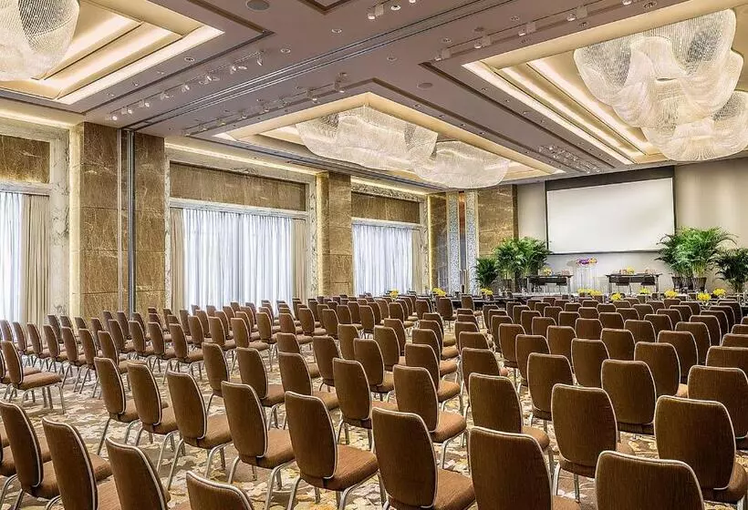 Four Seasons Hotel Shenzhen