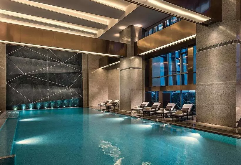 Four Seasons Hotel Shenzhen