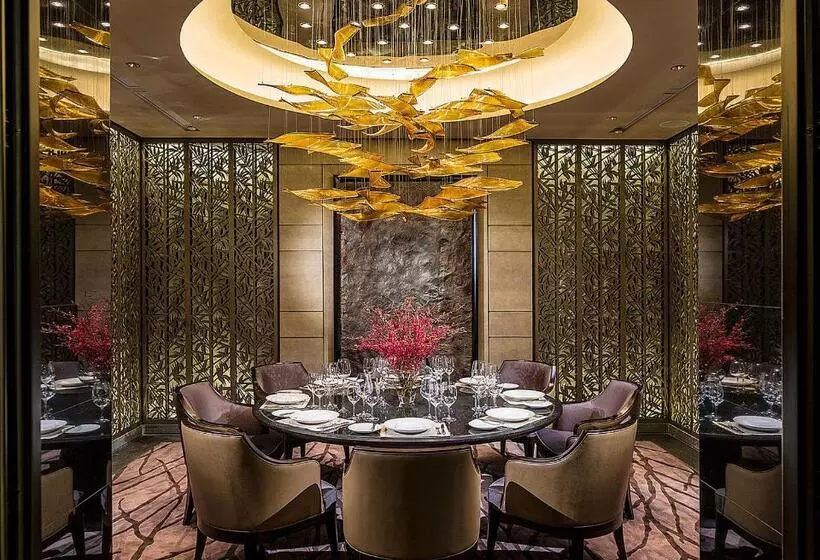 Four Seasons Hotel Shenzhen