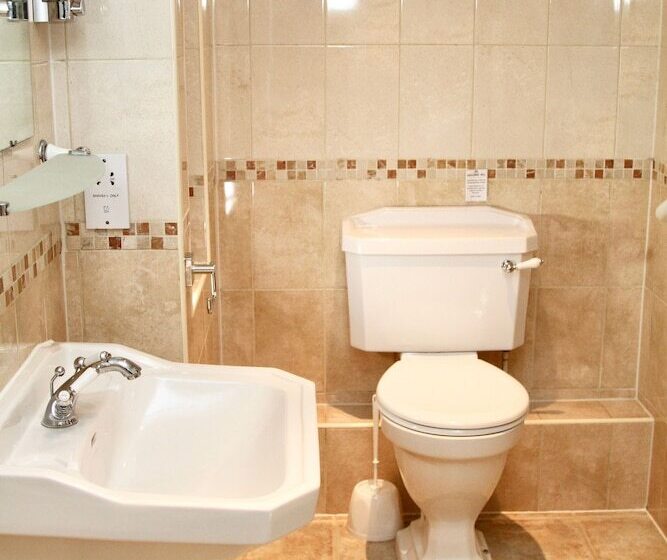 酒店 Haselbury Mill