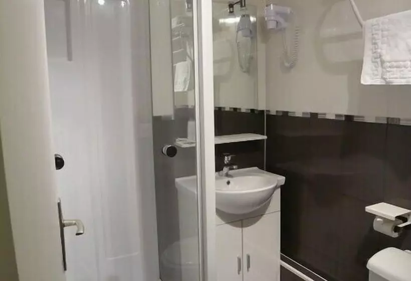 فندق Hôtel   Restaurant Saint Jacques