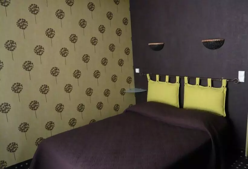 فندق Hôtel   Restaurant Saint Jacques