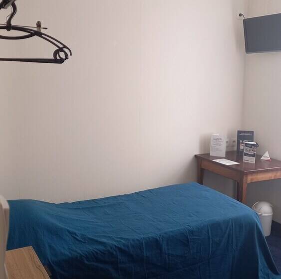 فندق Hôtel   Restaurant Saint Jacques