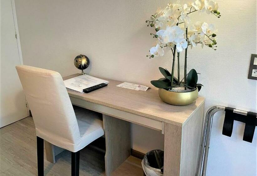 Отель Le Mediterranee