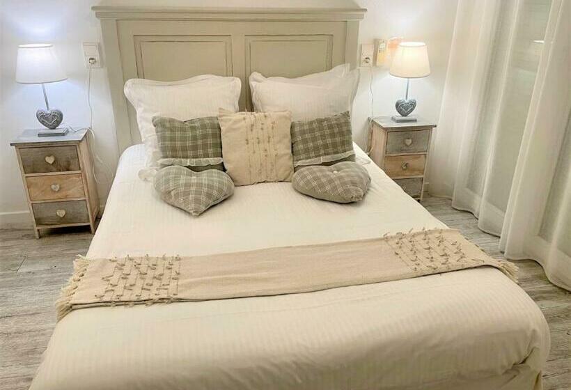 Отель Le Mediterranee