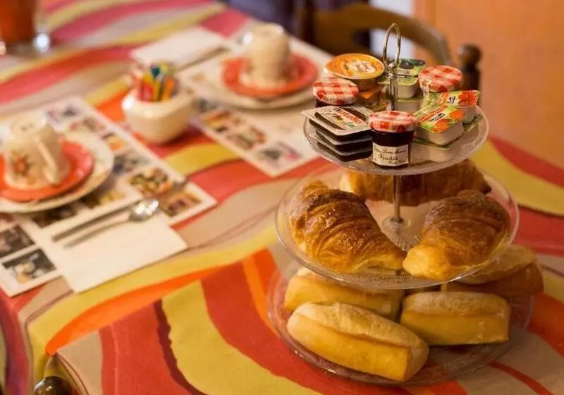 هتل L Hôtel Du Terreau Logis De France