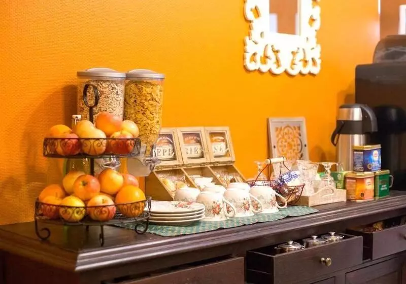 هتل L Hôtel Du Terreau Logis De France