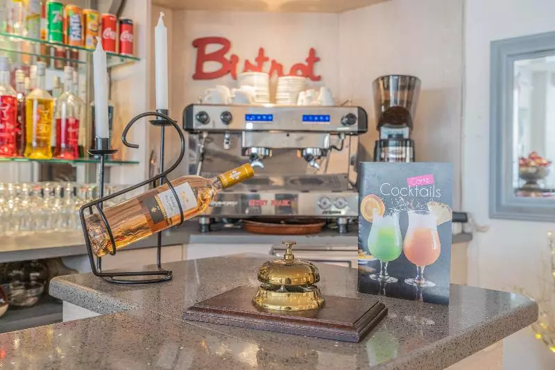 Отель Le Mediterranee