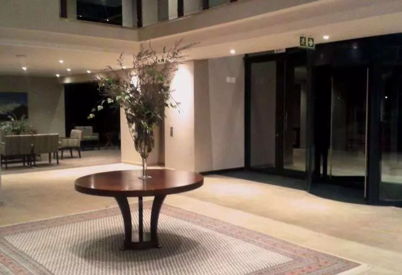 Отель Premier Resort Sani Pass