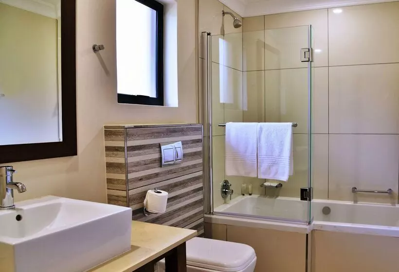 Отель Premier Resort Sani Pass