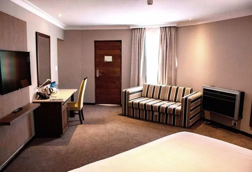 Отель Premier Resort Sani Pass