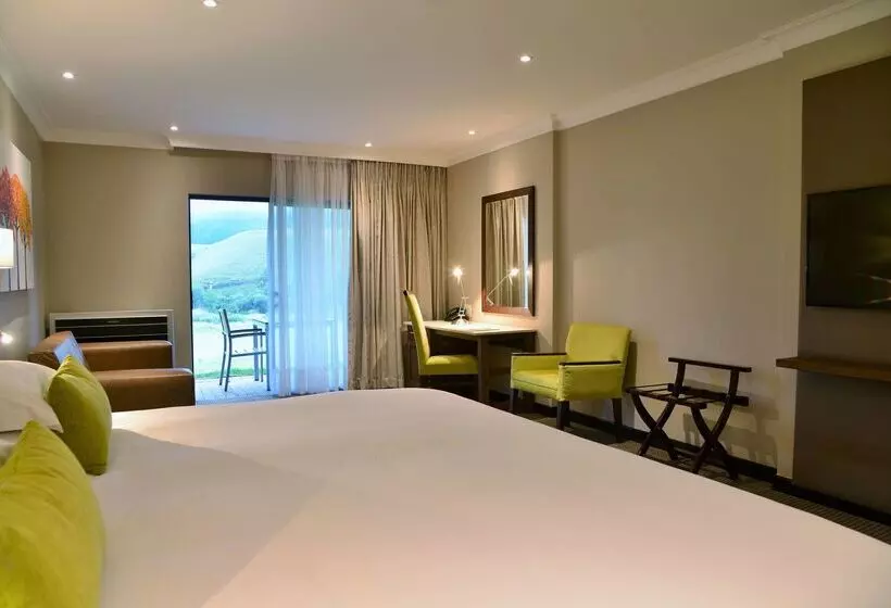 Отель Premier Resort Sani Pass