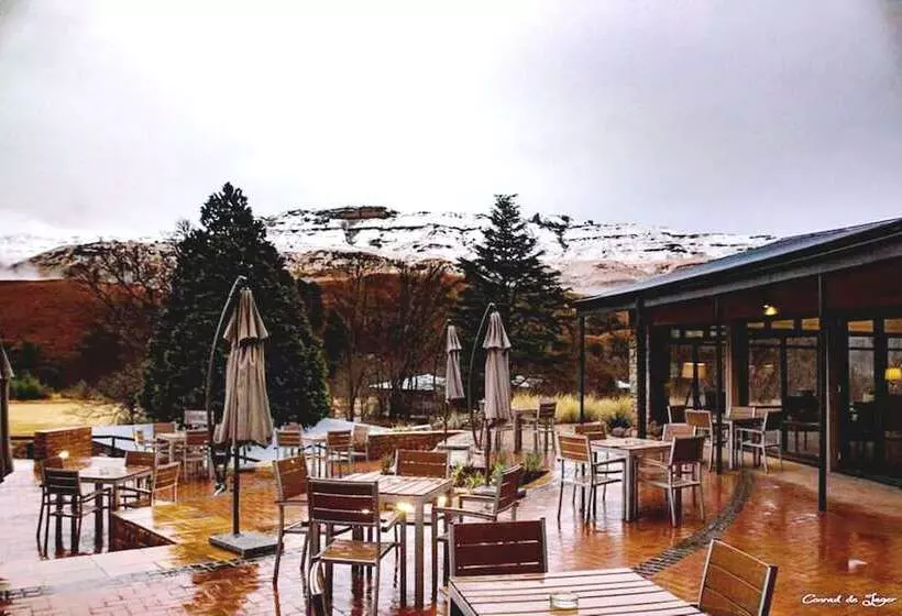 Отель Premier Resort Sani Pass