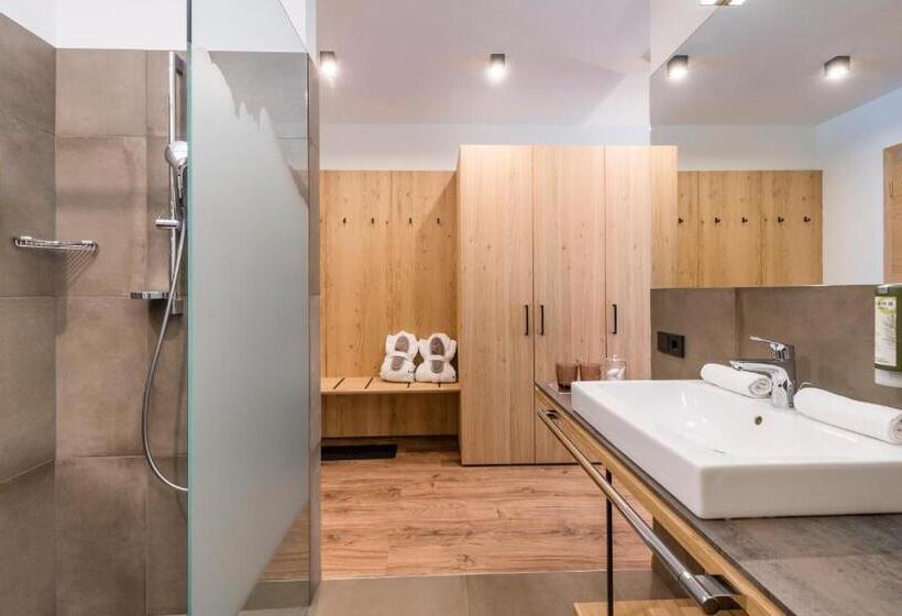 فندق Rainell Dolomites Retreat