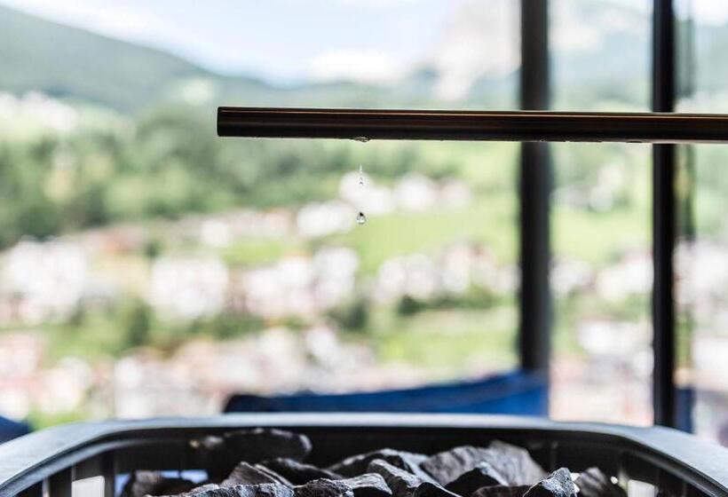 فندق Rainell Dolomites Retreat