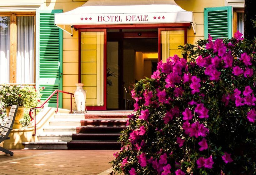ホテル Reale